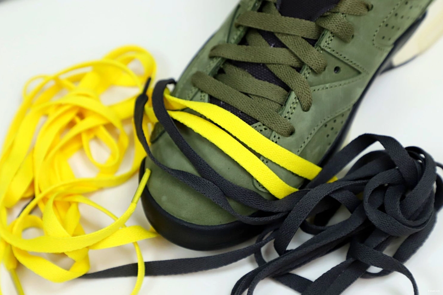SCOTT X JORDAN TRAVIS 6 'OLIVE' AIR RETRO 1019